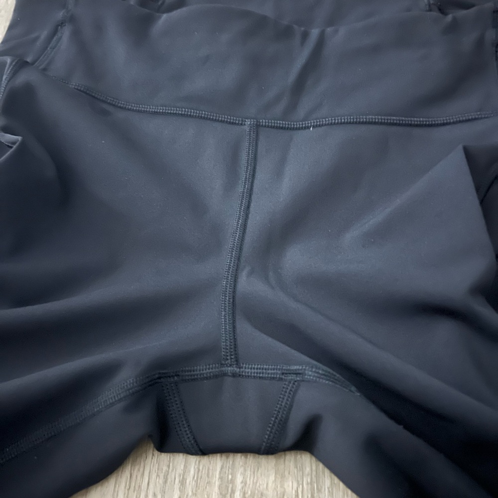 lululemon athletica Black High-Rise Pocket Leggings - Picture 2 of 4